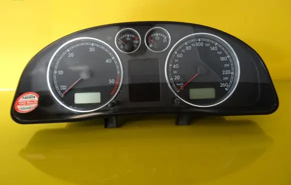 Volkswagen PASSAT B5 Speedometer (instrument cluster) 3B0920847EX