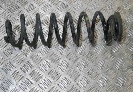Skoda Yeti (5L) Rear coil spring 1K0512297D