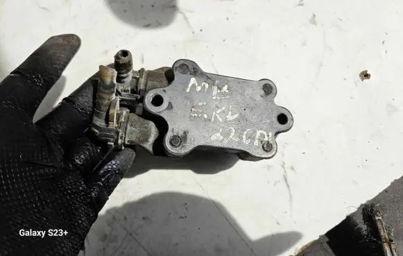 Mercedes-Benz E W210 Fuel injection high pressure pump A6110900250