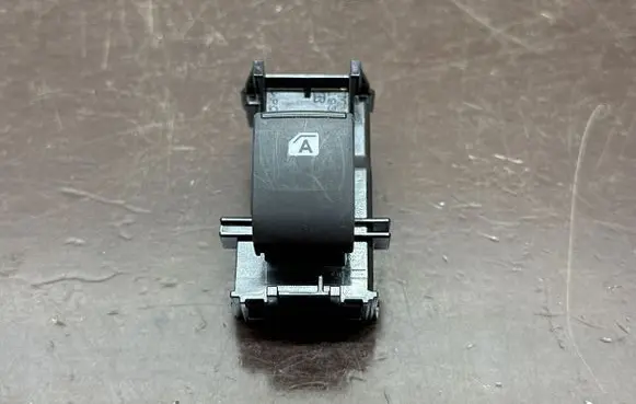 Toyota Prius (XW50) Electric window control switch 193124