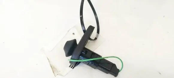 Toyota Auris 150 Front door sensor 