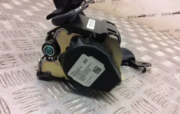 Tesla Model 3 Rear seatbelt 111015401F