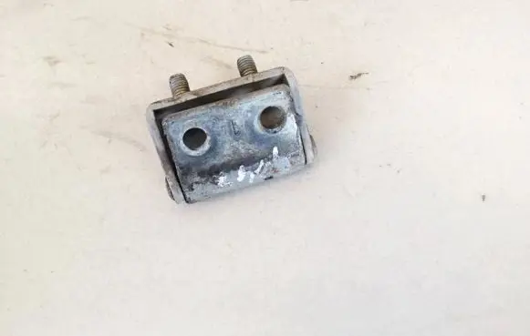 Toyota Corolla E120 E130 Tailgate/trunk/boot hinge