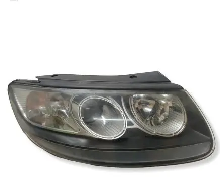 Hyundai Santa Fe Headlight/headlamp 02A011B00 E13251839