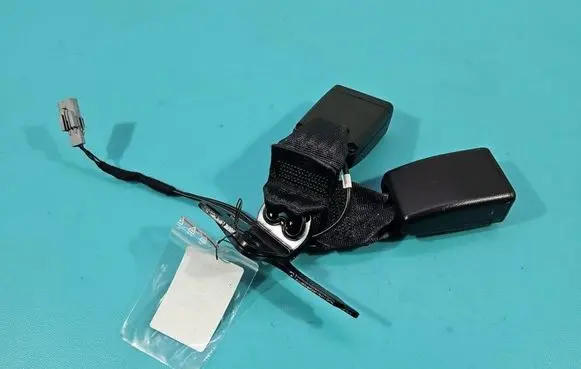 Renault Clio IV Rear seatbelt 878167711R IMPRK1580717