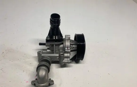 KIA Niro Water pump