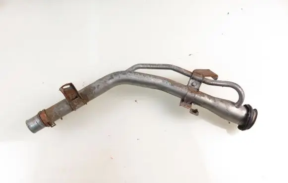 Fuel tank filler neck pipe