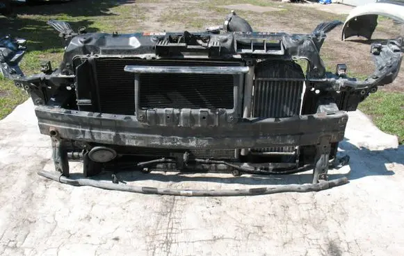 Hyundai i30 Radiator support slam panel