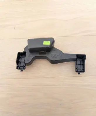 Opel Grandland X Rear door exterior handle/bracket YP00084280