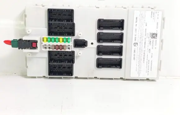 BMW X1 F48 F49 Other control units/modules 2611139385 6825531 972445567