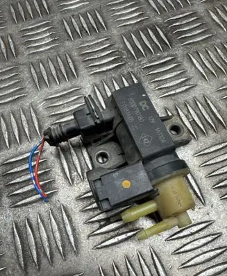 Nissan Qashqai Turbo solenoid valve 8200790180 14T104 70181405