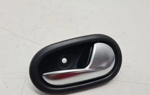 Dacia Sandero Front door interior handle 826724918R