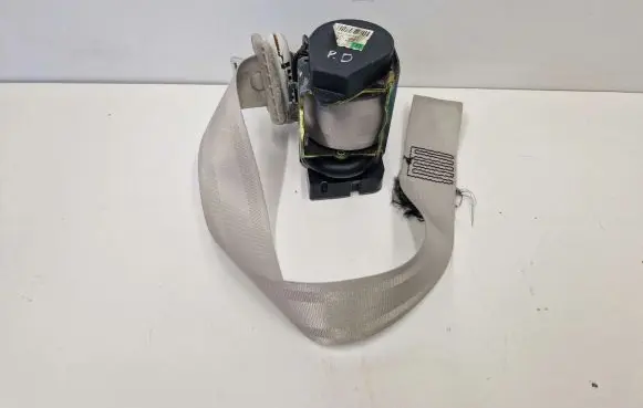 Jaguar XK8 - XKR Front seatbelt 531103700