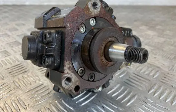 Audi A6 S6 C6 4F Fuel injection high pressure pump 059130755S 0445010171 07000400538