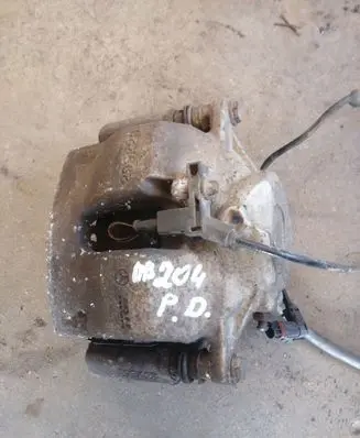 Mercedes-Benz C W204 Front brake caliper