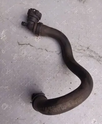 Opel Grandland X Coolant pipe/hose