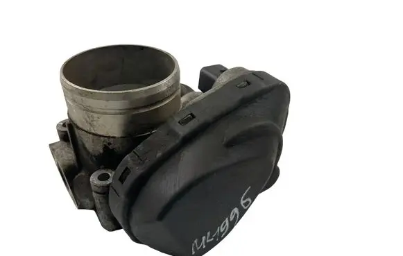 Volkswagen Golf IV Throttle valve 06A133062A