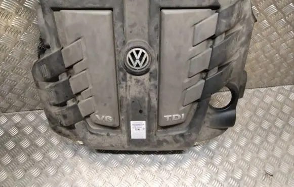 Volkswagen Touareg II Engine cover (trim) 059103925CA