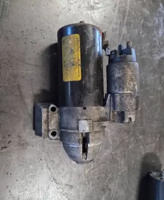 BMW 5 F10 F11 Starter motor 7802508 0001109070