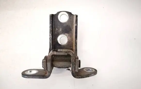 Toyota Avensis T250 Rear door lower hinge