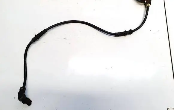 Mercedes-Benz C W202 ABS brake wheel speed sensor A2025402417 10.8751-1142.3