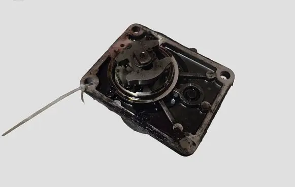 Iveco Daily 3rd gen Vacuum pump