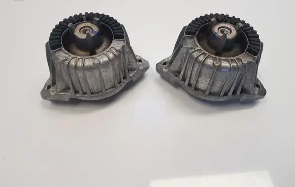 Mercedes-Benz E W212 Engine mount vacuum valve 