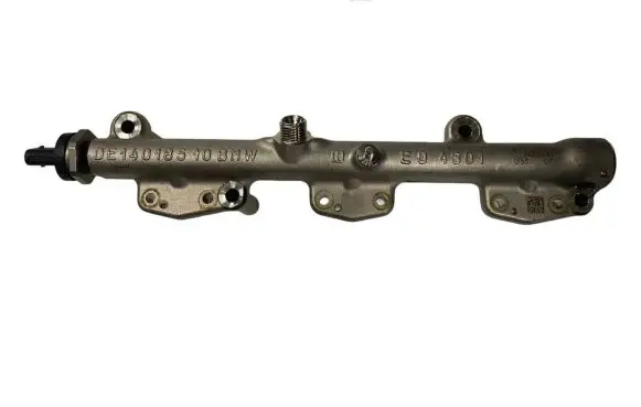 BMW M3 G80 Fuel main line pipe 8665631 13538665631