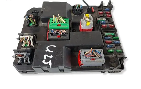 Peugeot 407 Comfort/convenience module 9651196780 9651196780A