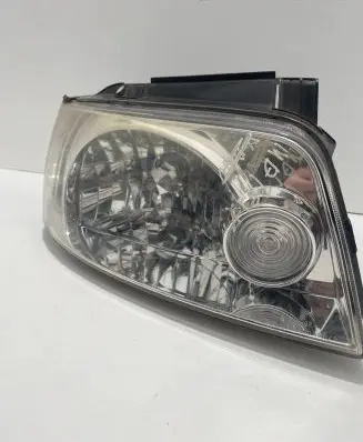 Hyundai Matrix Headlight/headlamp 921021702 7558 7559