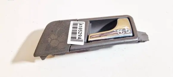 Audi A2 Rear door interior handle 8z0839020 e0403.335.22