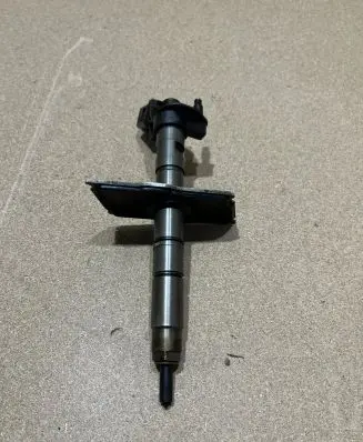 Audi A6 S6 C6 4F Fuel injector 059130279AJ 0445115054