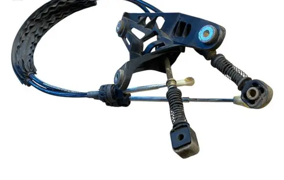 Skoda Yeti (5L) Gear shift cable linkage 1K0711265AR 1K0711789G