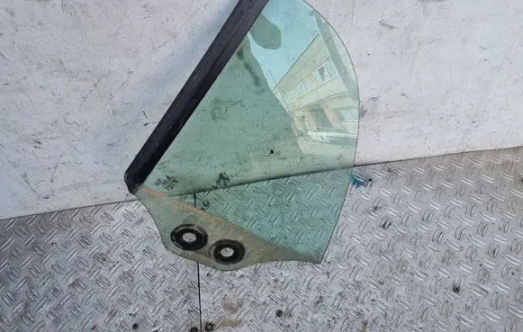 Mini One - Cooper Cabrio R52 Rear side window E000190 43R00022