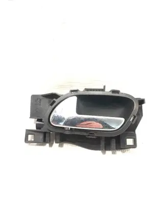 Peugeot 207 Front door interior handle