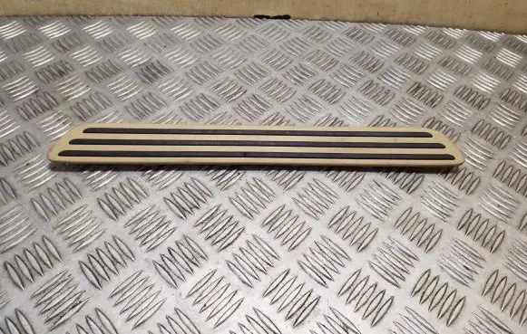 Porsche Cayenne (92A) Front sill trim cover