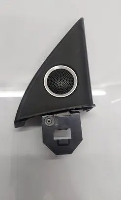 Front door high frequency speaker