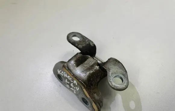 Toyota Corolla E140 E150 Rear door upper hinge