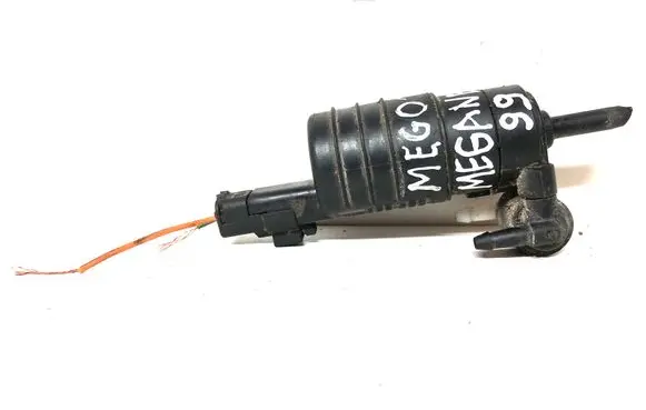 Renault Megane I Windscreen/windshield washer pump 7700431079