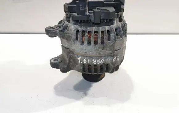 Volkswagen Golf V Generator/alternator 06F903023F