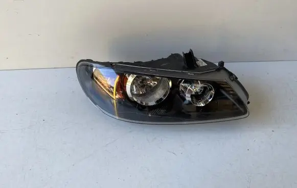 Nissan Almera N16 Headlight/headlamp 10016391