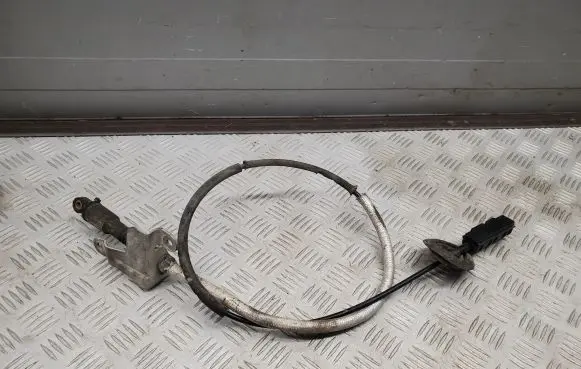 Jeep Grand Cherokee Gear shift cable linkage 68144637AD