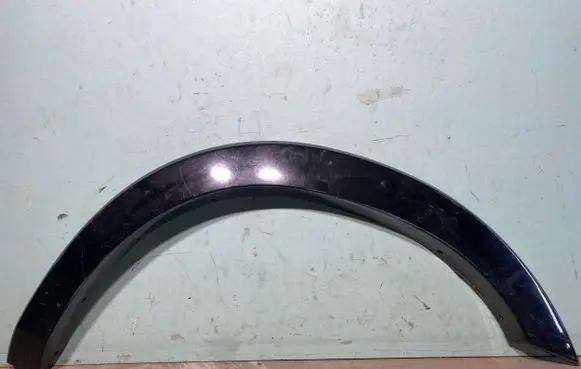 Dodge RAM Front arch trim 4010519702AC 0101399194