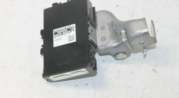 Toyota Yaris Other control units/modules 896900D020