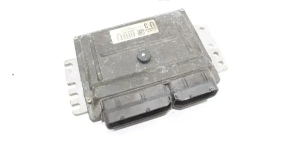 Nissan Micra Engine control unit/module MEC32040