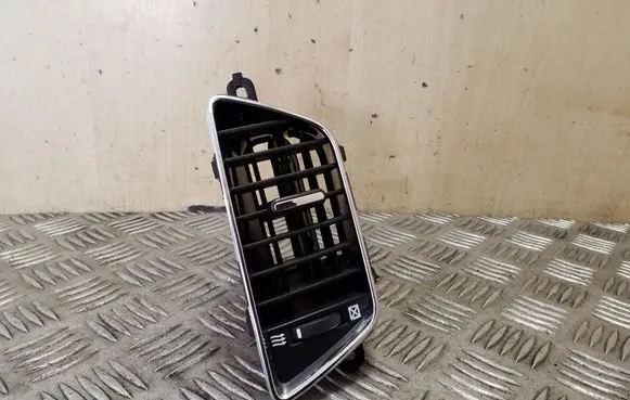 Chevrolet Captiva Dash center air vent grill 96962074