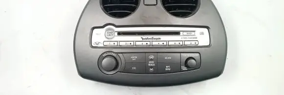 Mitsubishi Eclipse Radio/CD/DVD/GPS head unit 8701A194ZZ 73167167A