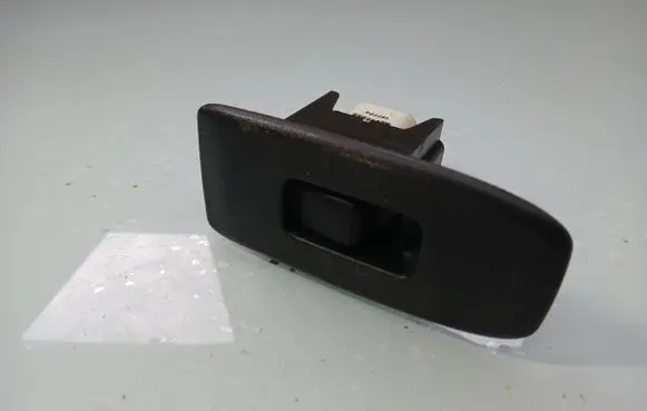 Mitsubishi Pajero Electric window control switch MR445659 18Z2D4