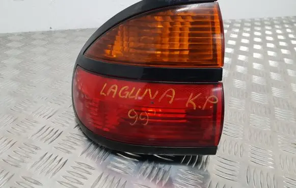 Renault Laguna I Rear/tail lights 7700420122