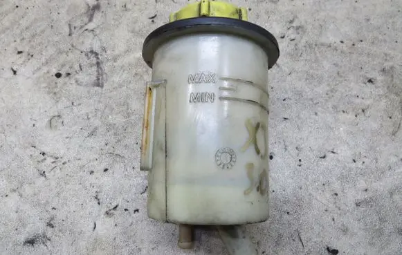 Jaguar XJ X351 Power steering fluid tank/reservoir YC15-3R700-A